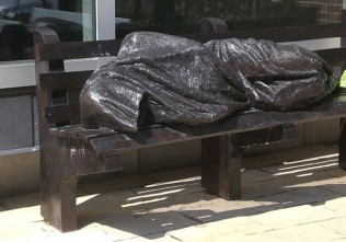 homeless-jesus-on-park-bench
